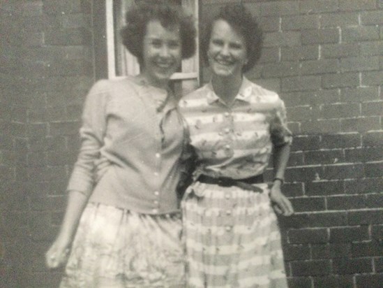 Young Annie & Eileen in Chapel St Leonards