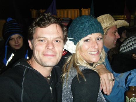 jason beatherder festy 09 - what a beautiful picture of him & Nicki