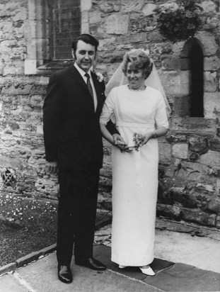 Dad's and Dodie' (Doreen's) wedding day 1971.