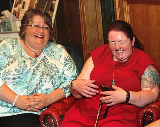 Donna and her sister Lisa at Andy & Claire’s wedding