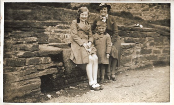 1938 Father with his Mother and Majorie Sagar, well near bottom of Nethergill