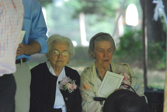 2007 July: Ben & Hannah's Wedding: Nano and Hannah's grandmother