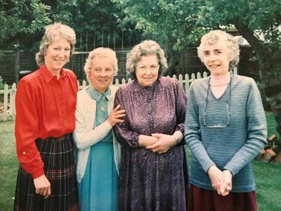 Auntie Jean with my Mum and Grandmothers Roz Robinson, Miriam Robinson, Marion Ward.
