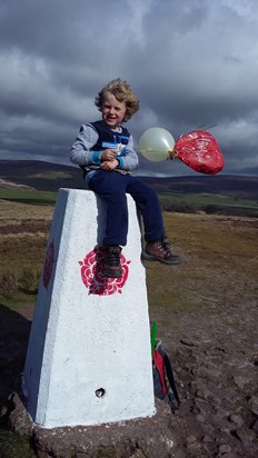 Jack at the top letting off the balloons to Mummy