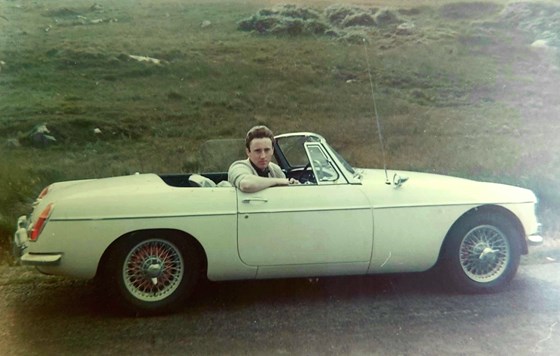 Daddy in his MGB mid 60's ❤