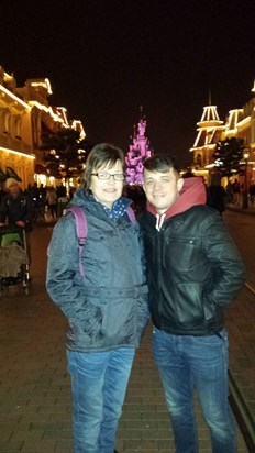 Liz and Joe Disneyland Paris