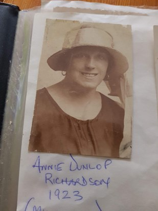 Annie Dunlop Richardson