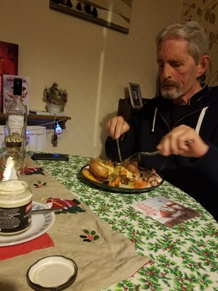 Glynn enjoying Christmas Dinner with Tony & Kealen