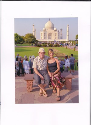 On holiday visiting Taj Mahal in India 2017