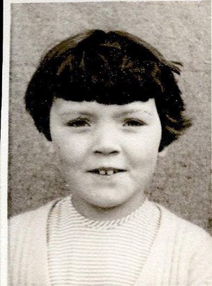mum as a young girl
