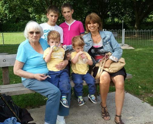 Beautiful Day out with Nanny Pat at the park with two sets of twins!!
