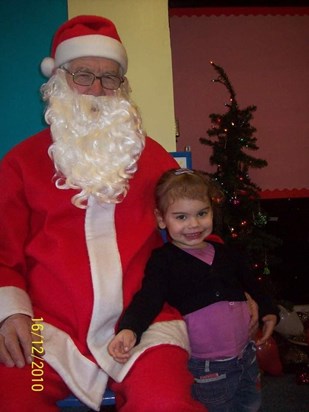 This girl was scared of Santa, Grandad was the Santa at work, this was the first ever time she was happy talking to Santa... little did she know, she knew the man behind the costume ??