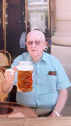 Well you did ask for a large beer Peter ! Tourist in Paris...