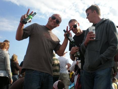David,P and Alex,Isle of Wight festival 2008. David looking cool as always in his ray bands!!!