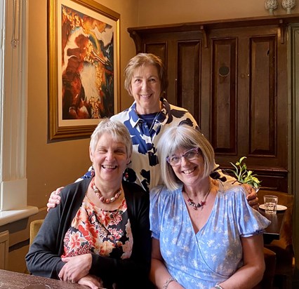 Today myself,Kath & Dianne all ex colleagues of Sue from The Schoolhouse Surgery in Disley all met up at The Rams Head to remember Sue.