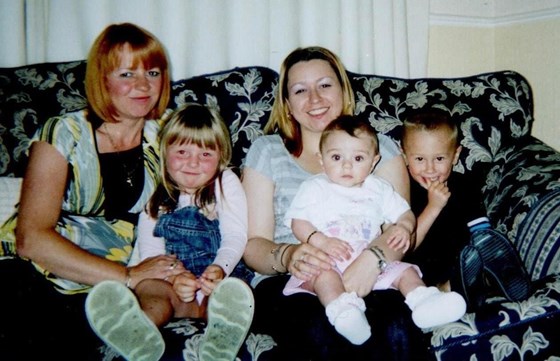 Pauline, Brylee, Gemma, Amber and Dylan 