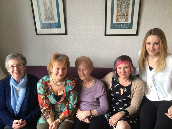 Mum and some of her girls - Beryl, Kim, Jane and Frankie