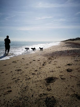 If I need to find you, I will think of Hemsby Beach. I Love you, thank you for being an amazing dad and bringing me up to be the caring, loving person I am xx