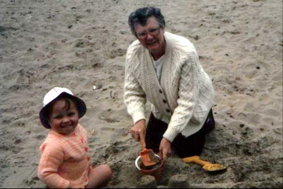 Lynn with her Nana making sand pies !!
