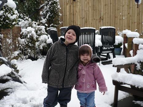 9/2/2008...We miss you so much mummy,we wish you was here for our first snow.Love Jamie and rosie.