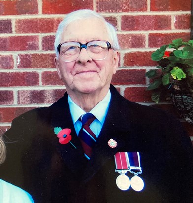 Rememberance Day Parade Hungerford 