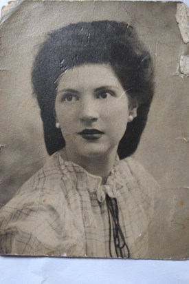 Glamorous Mum 1947