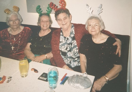 Dot with Shirley Vi and another lady on one of their christmas breaks.