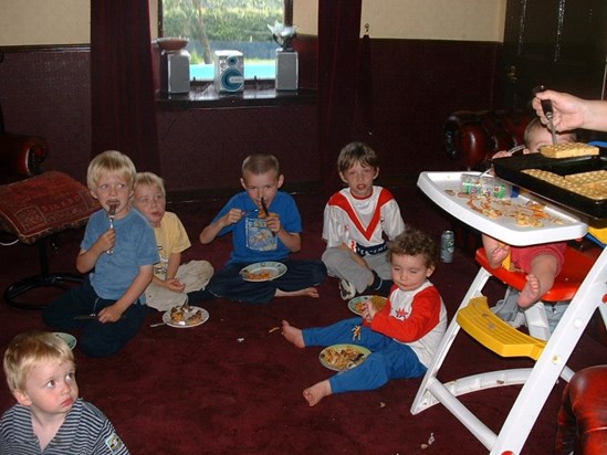 remember this little lot pa,they are all grown ups now ??x