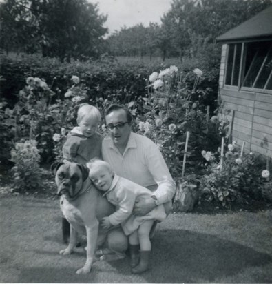 1965 Alec, Simon, Belinda and Baskem
