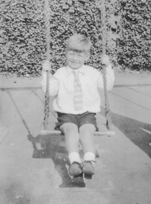 Colin in Dundee Park, aged 5