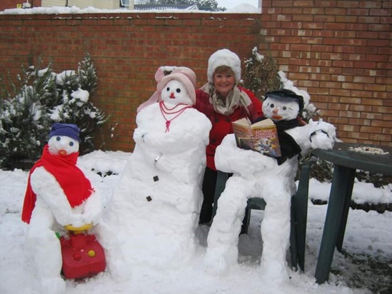 Gwyn and her Snowfamily