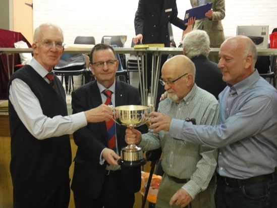 Harvey in darts champion team 2016