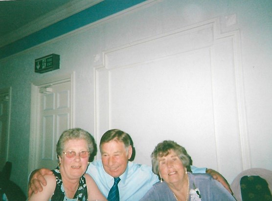 Uncle Ken , Auntie Hilda and Auntie Mary 