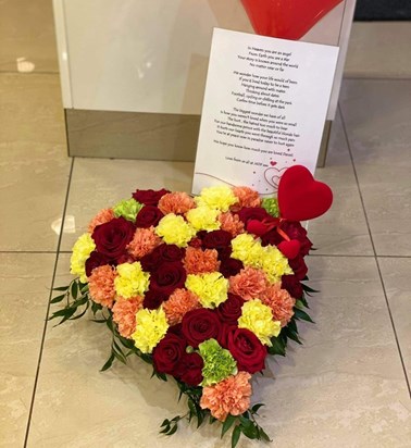 Flowers for Lodz where Daniel sleeps forever 💔♥️