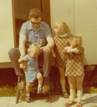 Dad skegness with Denise, Susan and John 1972