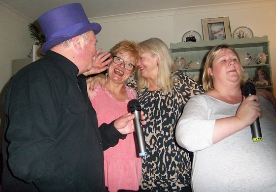 Ian, Sherry, Ann & Vicky Home Karaoke Night 2017