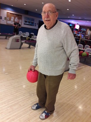 Ted bowling
