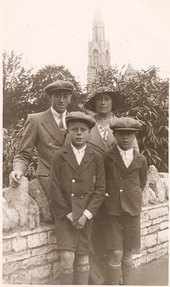 Cyril, Violet, Desmond & Gordon Winter 1938 Bournemouth