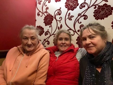 Nan, Mum and Lynny