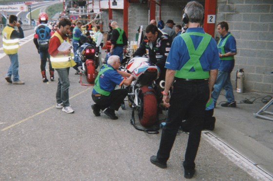 Trapping Johnny's hands under the fuel tank, Spa, 2002.