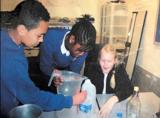 Science experiments in primary school