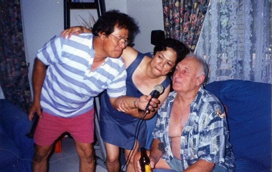 Karaoke at home with Isabel and Roy 1995