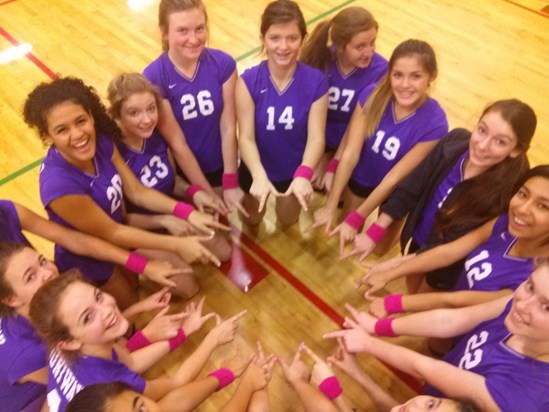 Dave's volleyball team pays tribute to Anita