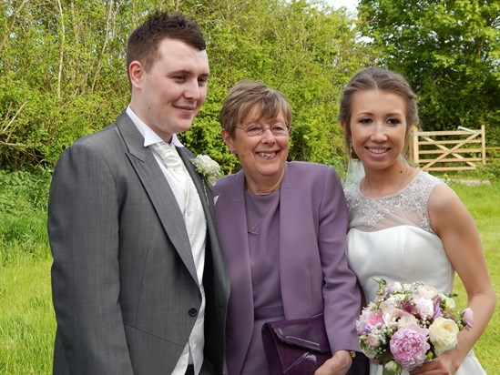 Andrew and Charlotte with nanna on their wedding day 2016