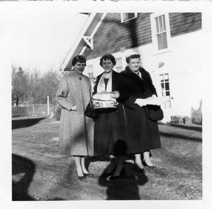 Aunt Jane, Virginia, Grandma, and Mike Eastland (in shadow) at Uncle Ken's house, ca. 1955