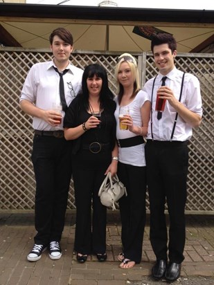 kerry, sean,hayley,and scott look how much they have grown ....miss u so much xxxxx