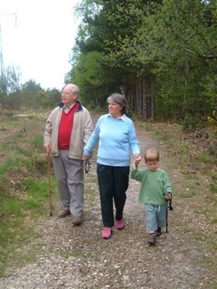 walk in Thibet Wood with Sandra and Josh