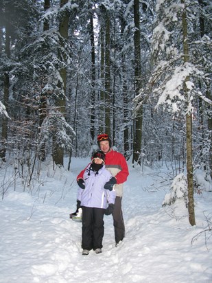 Scheffau 2009: Walking home with Ben and Helen, after skiing until the lifts close!