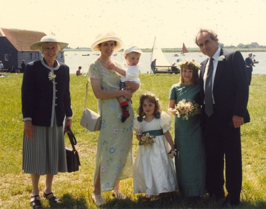 Mum, Jane, Alex, Emma, Serena & Dad at Roger & Jo's