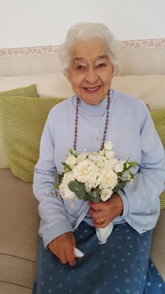 Momsie with Jessie's bouquet last September 2017